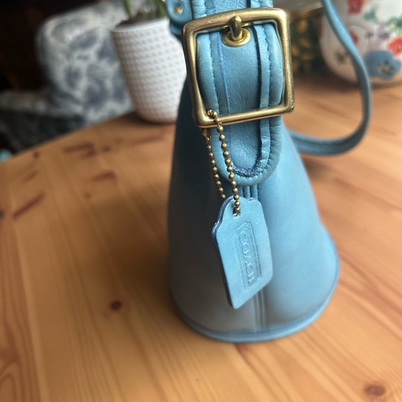 Vintage Coach Glacier Blue Maggie Duffle 9019 - Picture 3 of 6